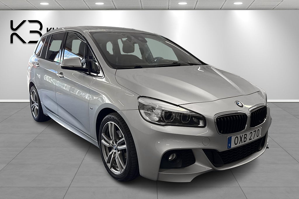 BMW 218 d Gran Tourer M Sport 7 sits Dragkrok Kamera Skinn 