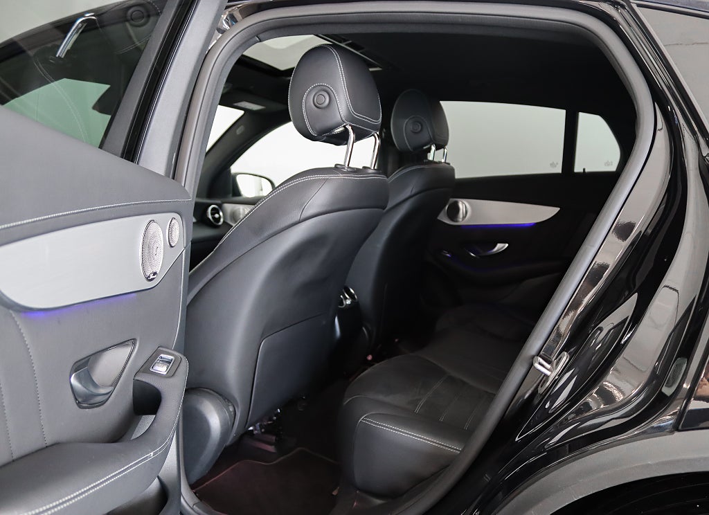 Mercedes-Benz GLC 300 e Coupé 4M AMG Taklucka Burmester Drag