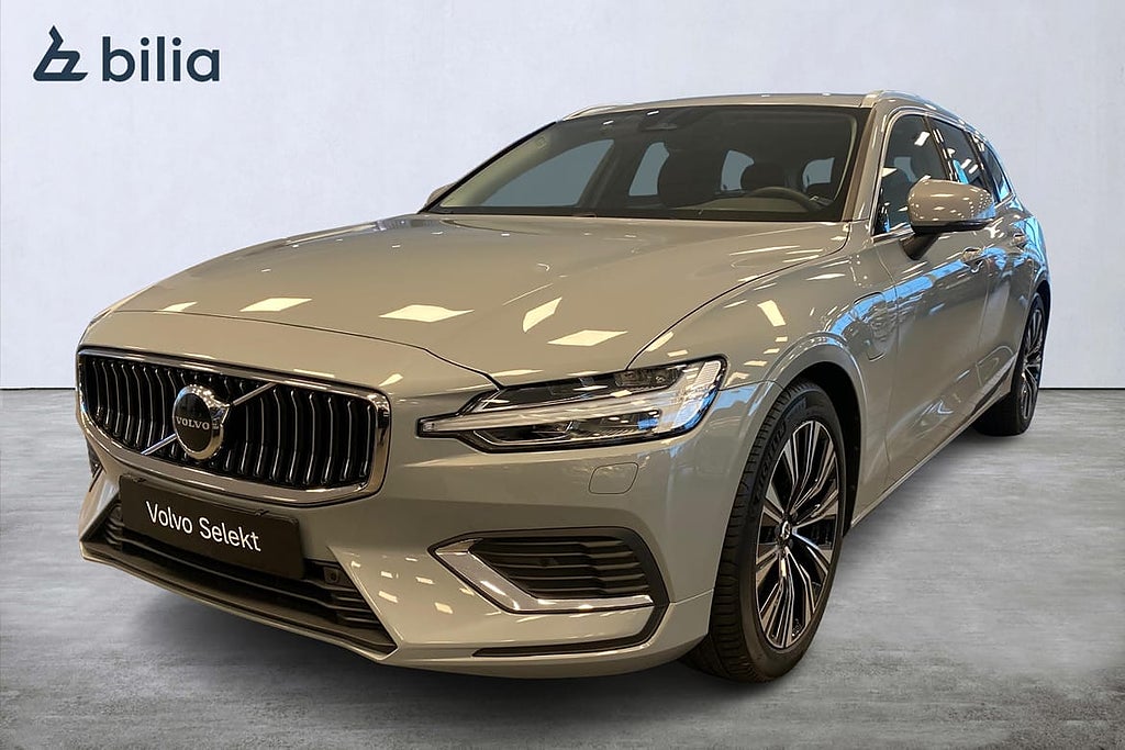 Volvo V60 Recharge T6 II Core Bright