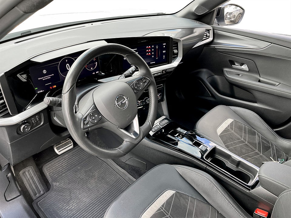 Bild på Opel Mokka Ultimate 1.2 PT 130hk Aut - B-KAMERA, CARPLAY