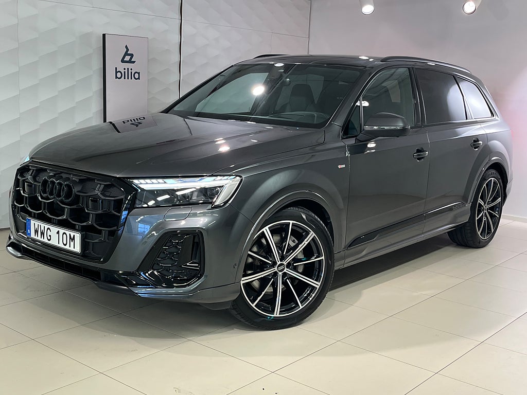 Audi Q7 50 TDI S-Line Quattro / 7-sits