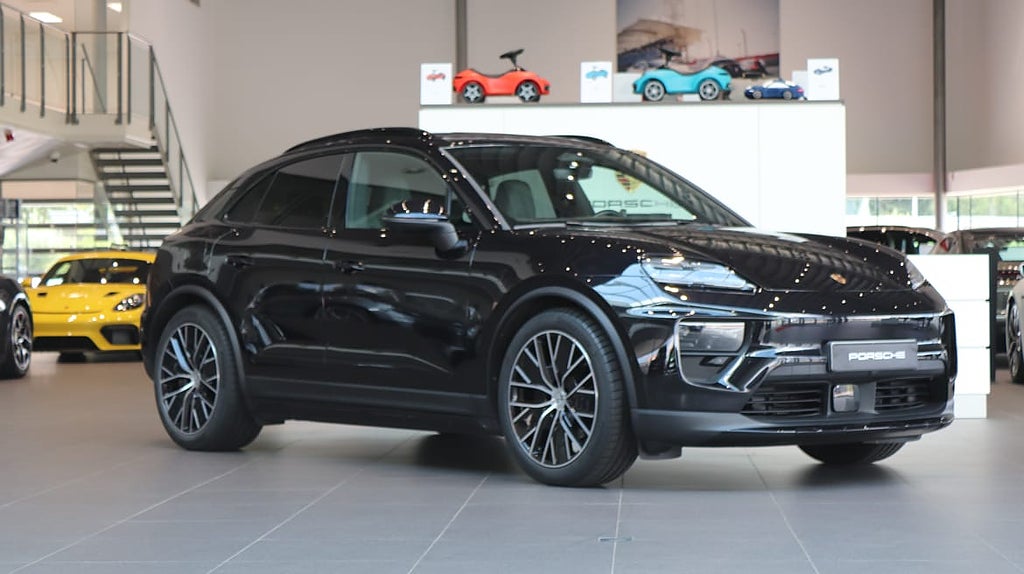 Porsche Macan 4 Electric
