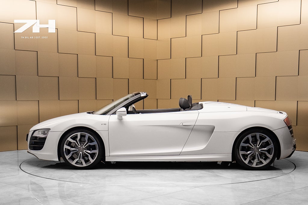 Audi R8 Spyder 5.2 V10 R-Tronic / CAPRISTO / B&O / Kolfiber