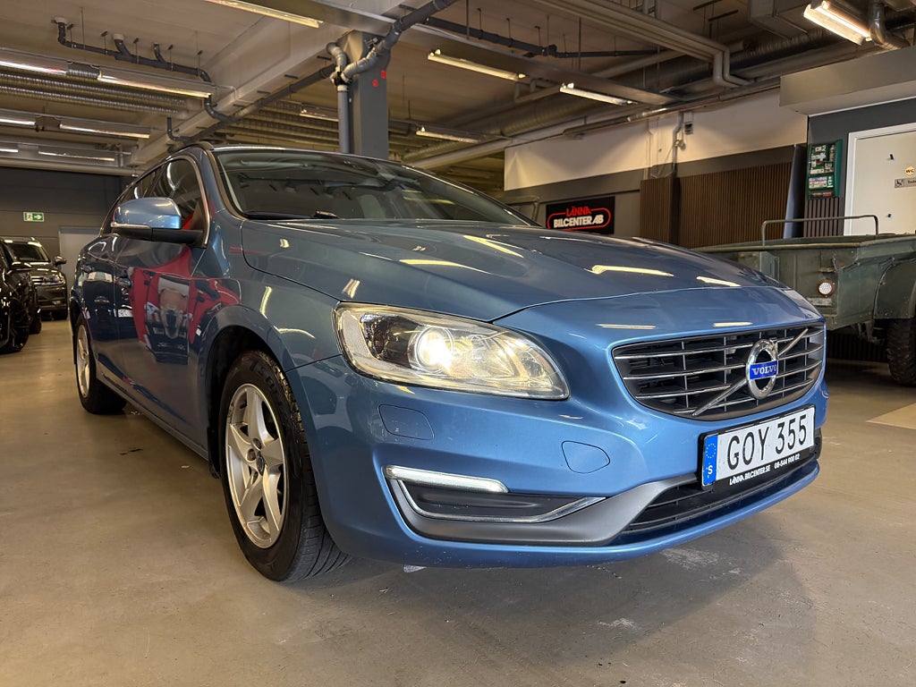 Volvo V60 2015 - miniatyr 5