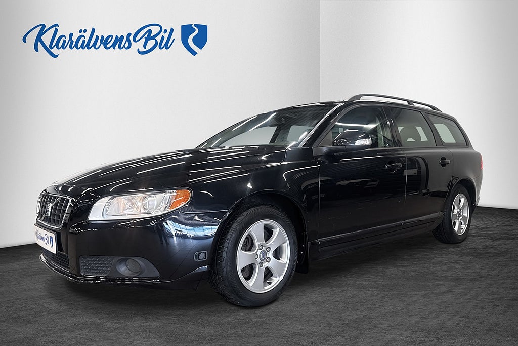 Volvo V70 2.5FT Momentum Euro 4 (200hk) M-Värmare Pdc Halvskinn