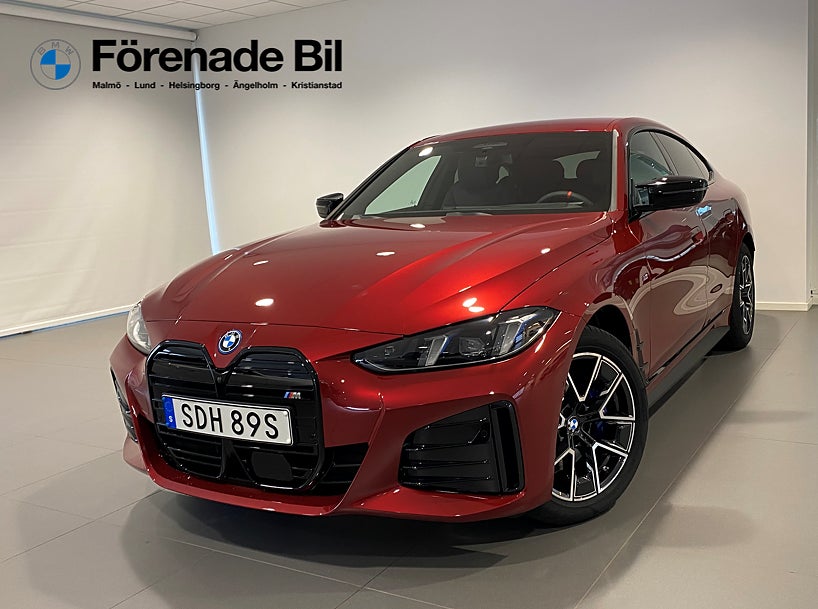 BMW i4 M60xDrive Fully Charged H/K ParkAssist Rattvärme Drag