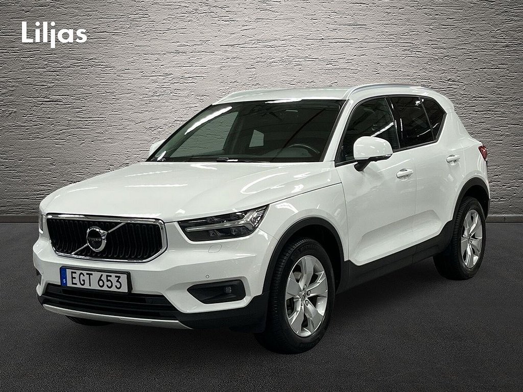 Volvo XC40 T2 FWD Momentum Advanced