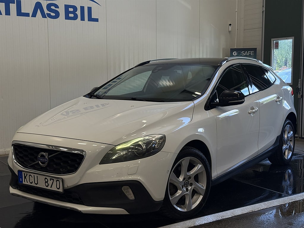 Volvo V40 Cross Country D2 Powershift 115hk|Pano|Navi|NyBes|Pvärm