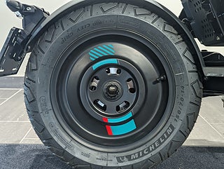 BMW CE02 Moped .Ord pris: 93.345kr NU: 49.900kr!Highline.Omg lev.