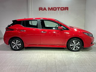 Halvkombi Nissan Leaf 6 av 23