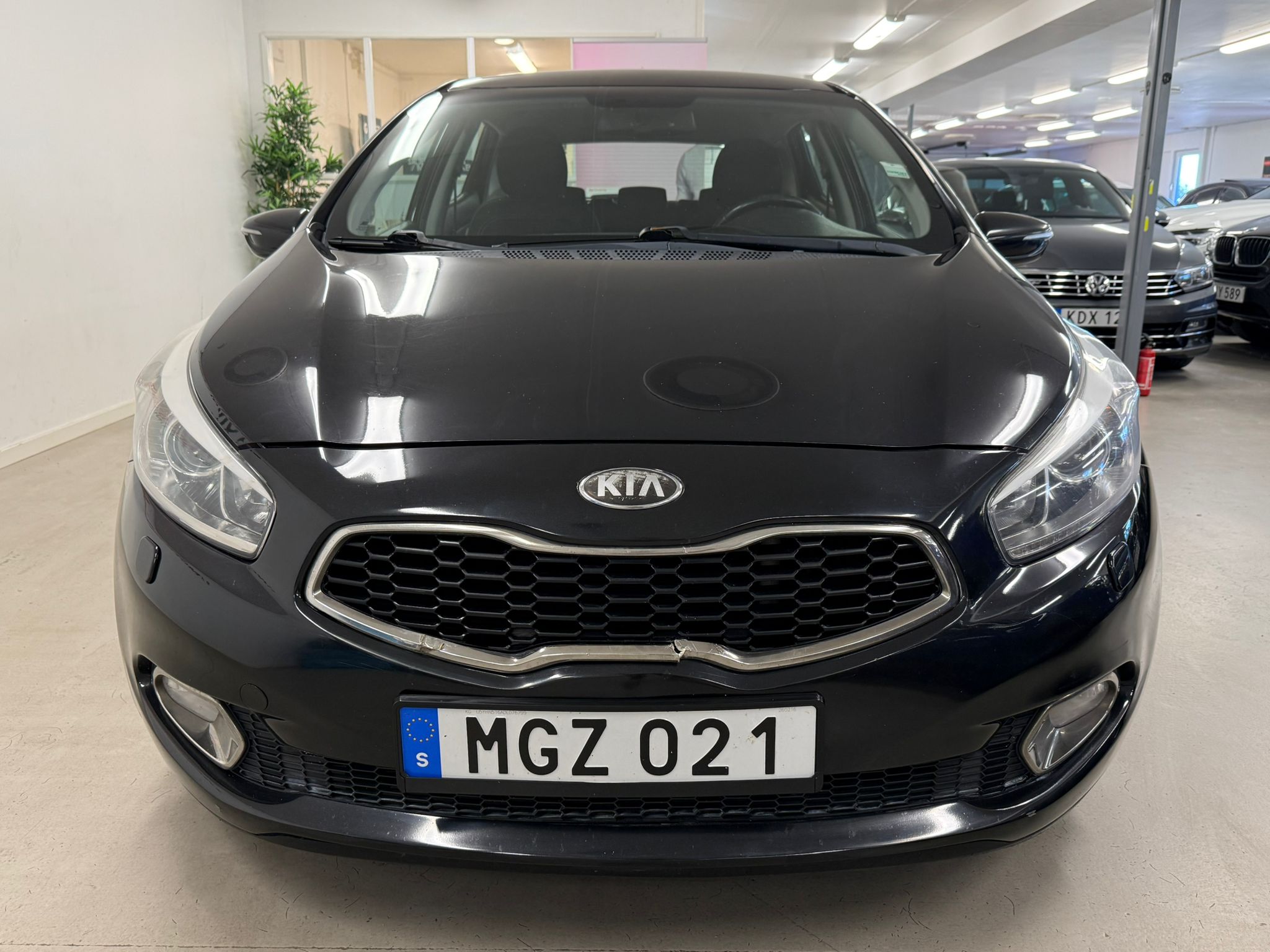 Kia Ceed cee'd 1.6 CRDi EX Comfort 2013, bild 2/48