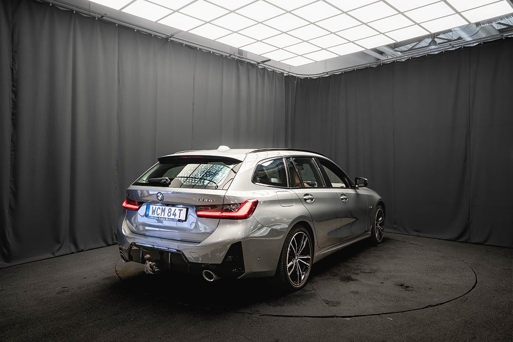 BMW 330e xDrive M Sport LÄDER DRAG ELSTOL ADAPTIV-FART 19'' MOMS