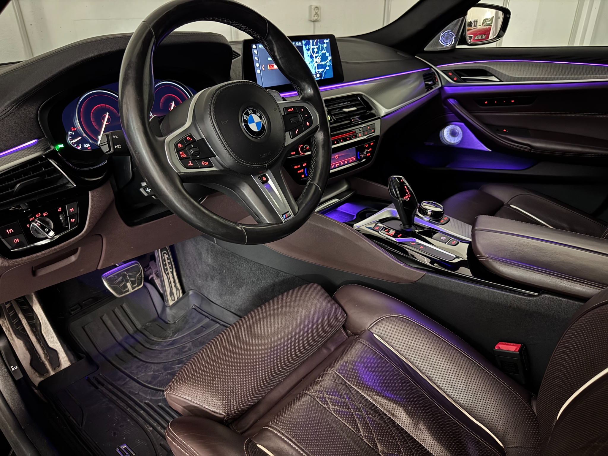 BMW M550i 2018, photo 7/57