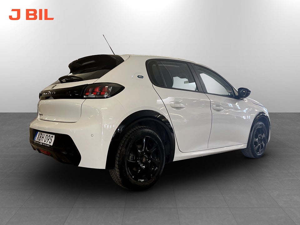 Bild på Peugeot E-208 Active Pack 50kWh 136hk Aut CARPLAY P-SENSORER