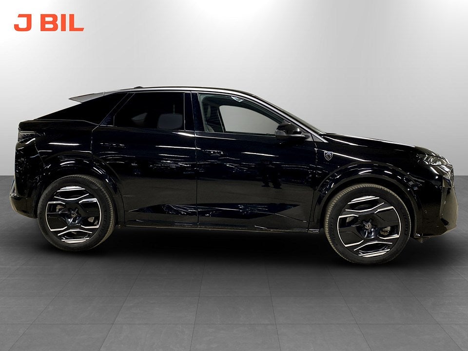 Bild på Peugeot E-3008 GT Ultimate 85kWh 214hk Aut - PANO, FOCAL