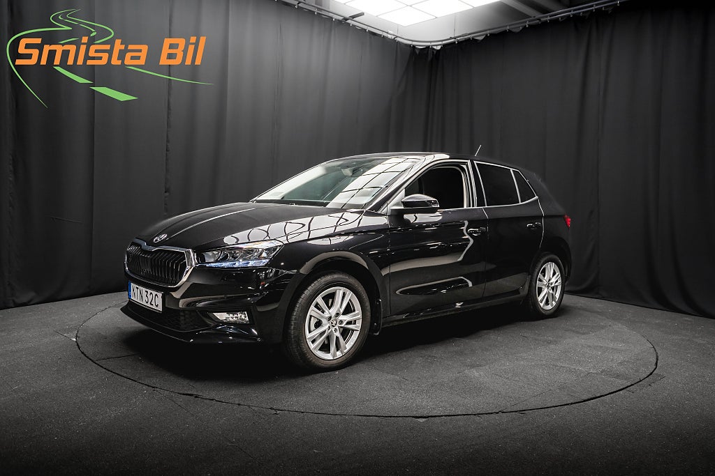 Skoda Fabia TSI KAMERA RATTVÄRME COCKPIT CARPLAY KEYLESS