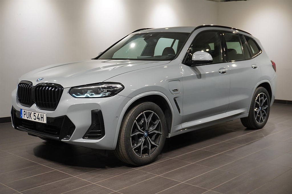 BMW X3 xDrive30e LCI M Sport Läder Drag Adpt. Farhållare Navi