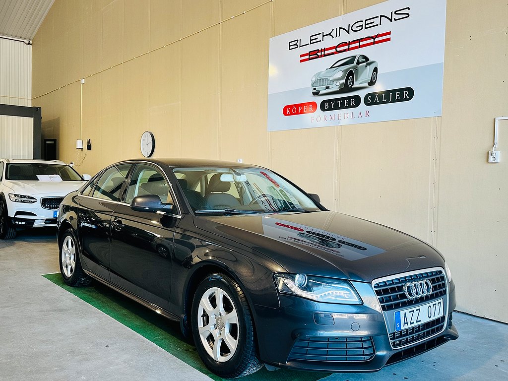 Audi A4 Sedan 2.0 TDI DPF 