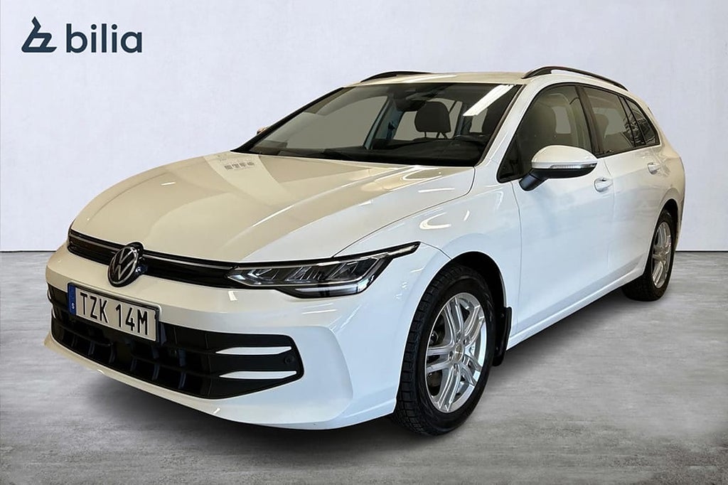 Volkswagen Golf 1.5 ETSI 150 HK AUTOMAT Backkamera Dragkrok