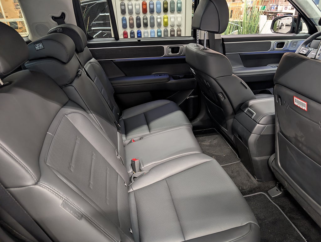 Hyundai Santa Fe PHEV Calligraphy Line 6-sits business lease thumbnail