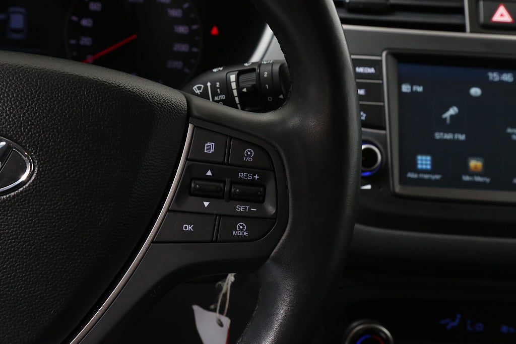 Hyundai i20 1,0 T-GDI 100hk Trend Aut P-sensor CarPlay Kamera 2020