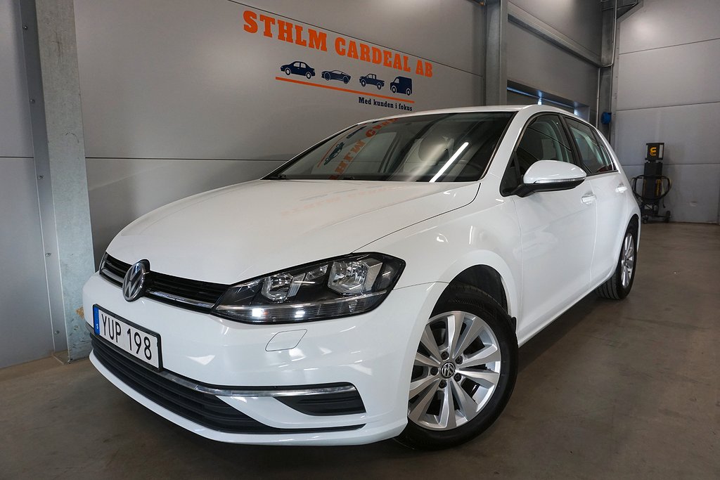 Volkswagen Golf 5-dörrar 1.0 TSI 110hk Carplay,  Ny servad, 