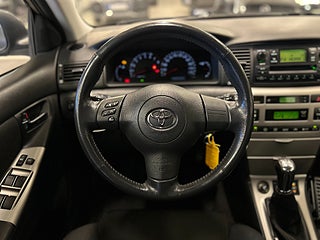 Toyota Corolla 5-dörrars 1.6 VVT-i 4 S&V-däck/Motorvärmare