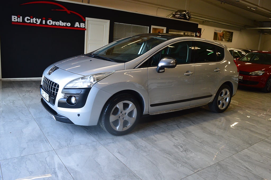Peugeot 3008 1.6 (156hk) THP / 2-Ägare / Låga Mil / Panoramatak / M-Värmare