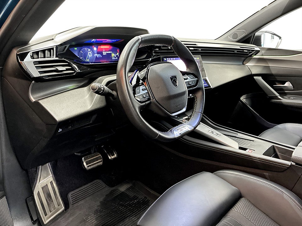 Bild på Peugeot 408 GT 1.2 PT 130hk Aut KUPEVÄRMARE - LACKFÖRSEGLING