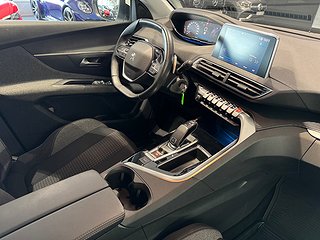 SUV Peugeot 3008 4 av 7
