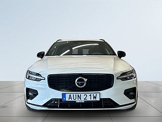 Volvo V60 D4 AWD R-Design Drag Navi H/K 360°kamera Rattvärme S&V – bild 2