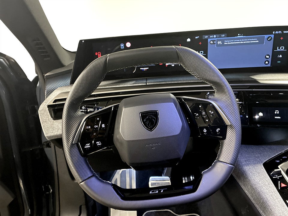 Bild på Peugeot 5008 GT Hybrid 145hk Aut 7-SITS B-KAMERA CARPLAY