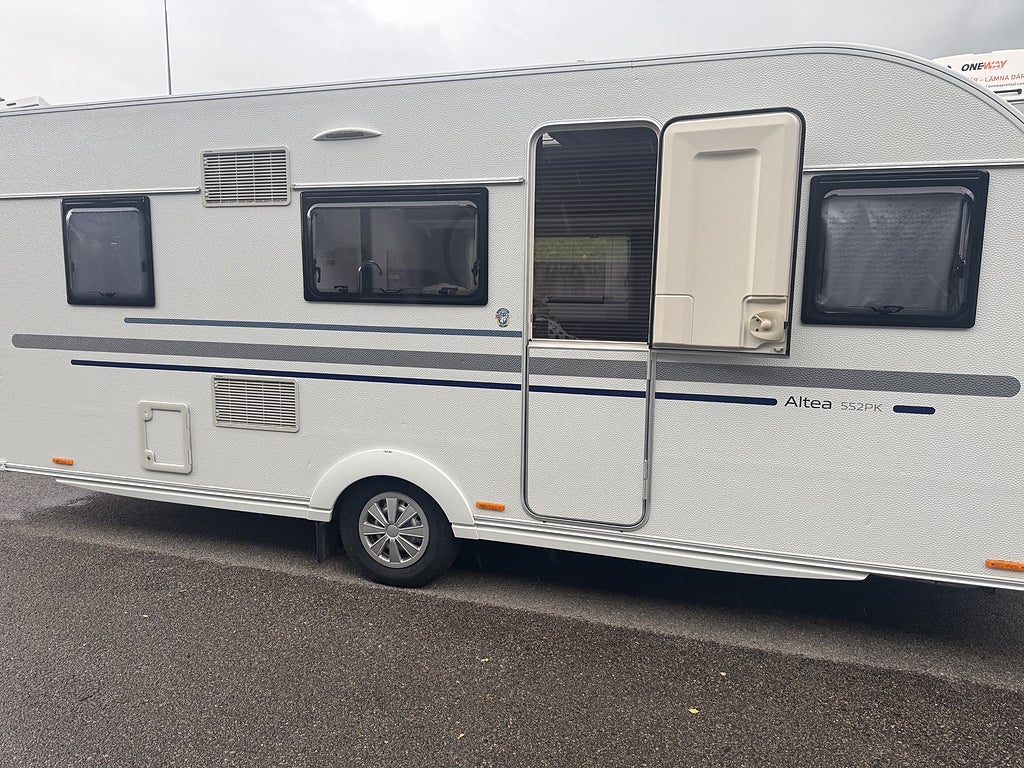 Adria Altea 552 