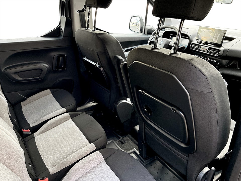 Bild på Citroen Berlingo Max+ XL BlueHDi 130hk Aut - OMGÅENDE LEVERANS!