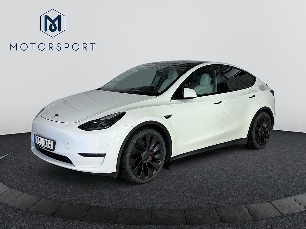 Tesla Model Y Performance 534 hk Adaptiv Farth 21" Panorama Helskinn