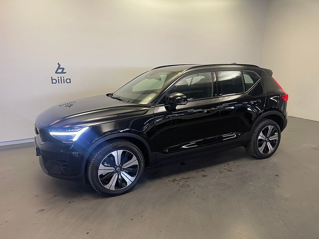 Volvo XC40 Recharge Core / Dragkrok / Navigation / Klimat...