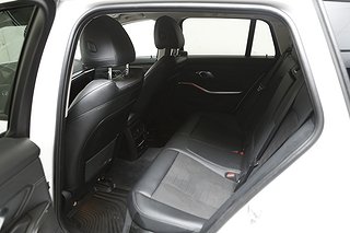 Kombi BMW 330e 9 av 27
