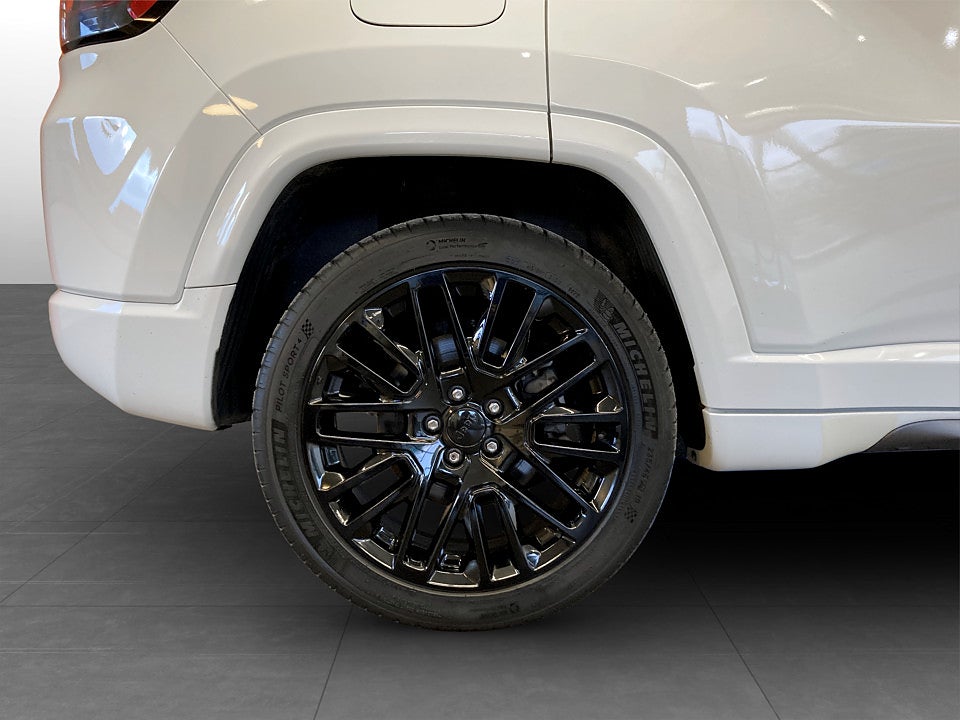 Bild på Jeep Compass PHEV S 4xe 240hk Aut AWD B-KAMERA ELSTOL CARPLAY