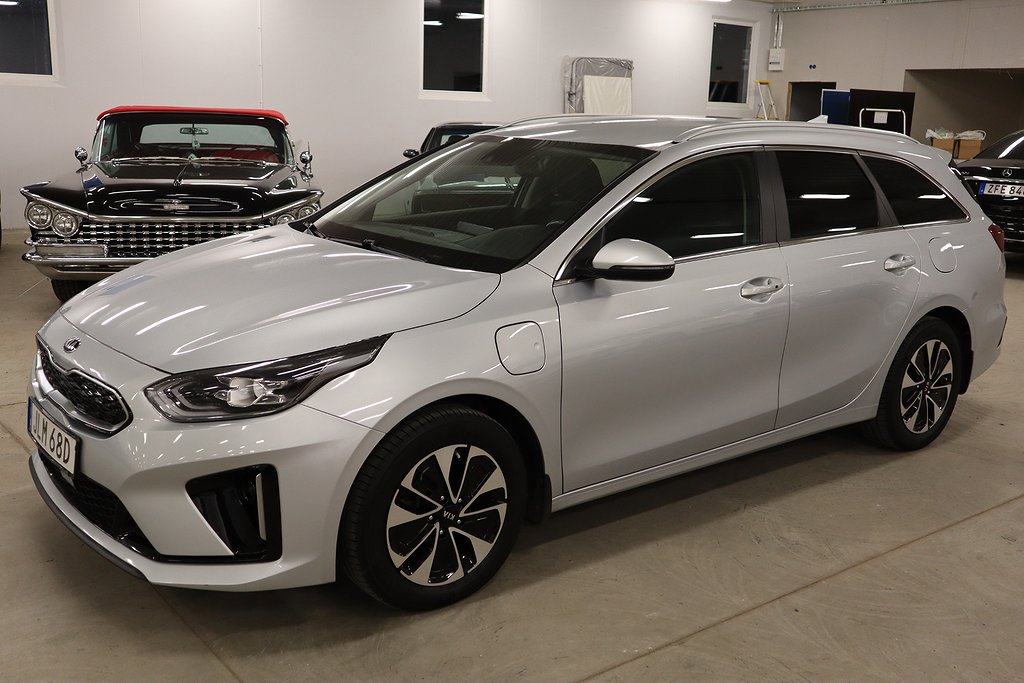 Kia CEED Sportswagon Plug-in Hybrid *Drag/M-värm* (141HK)