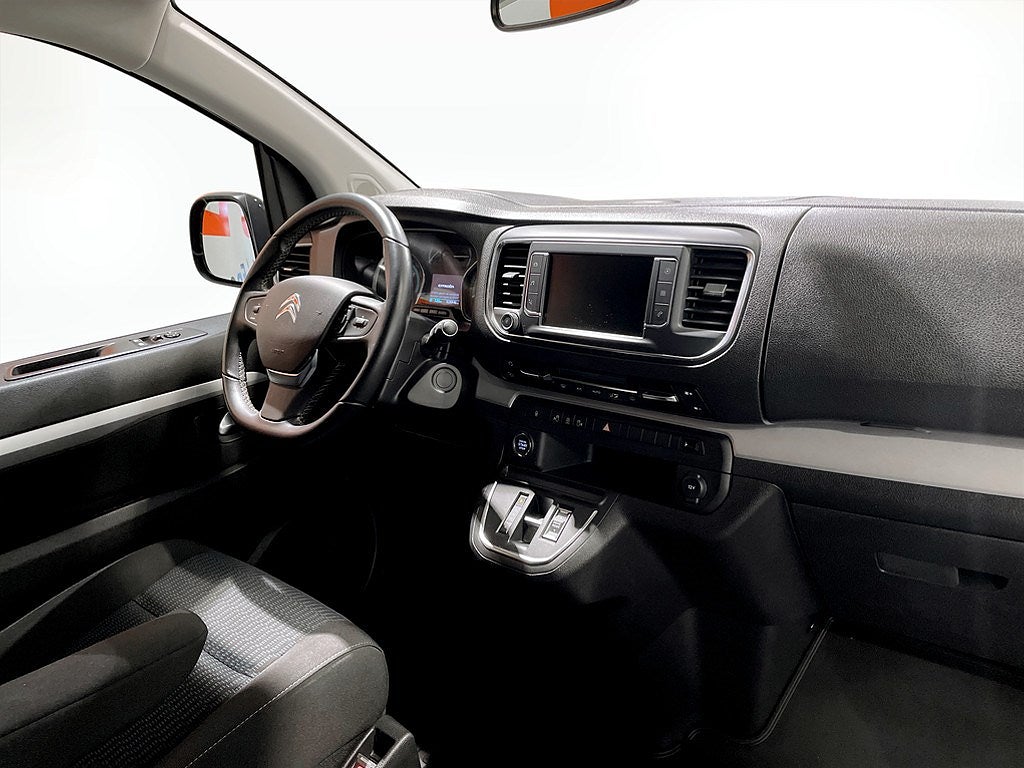 Bild på Citroën e-Jumpy Spacetourer Feel+ L3 8-SITS - DEMO