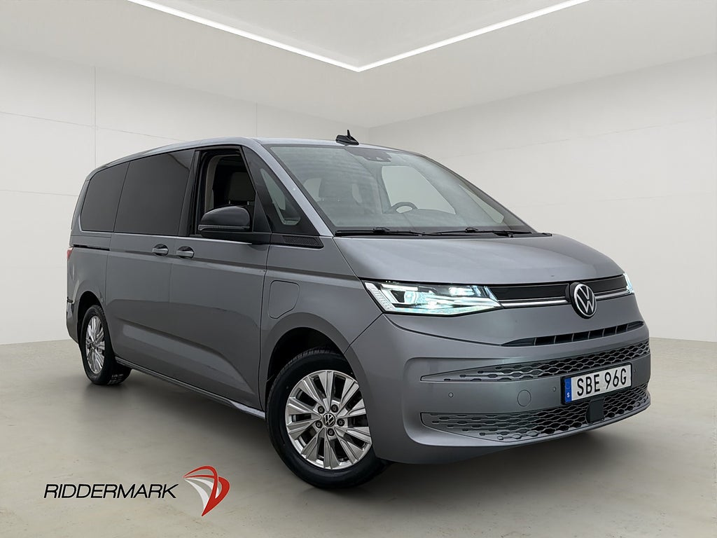 Volkswagen Multivan Lång Cockpit Värmare Pano 7-Sits Moms