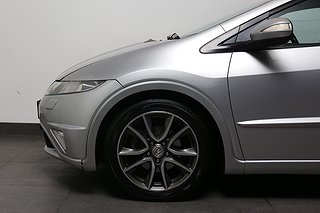 Halvkombi Honda Civic 4 av 20