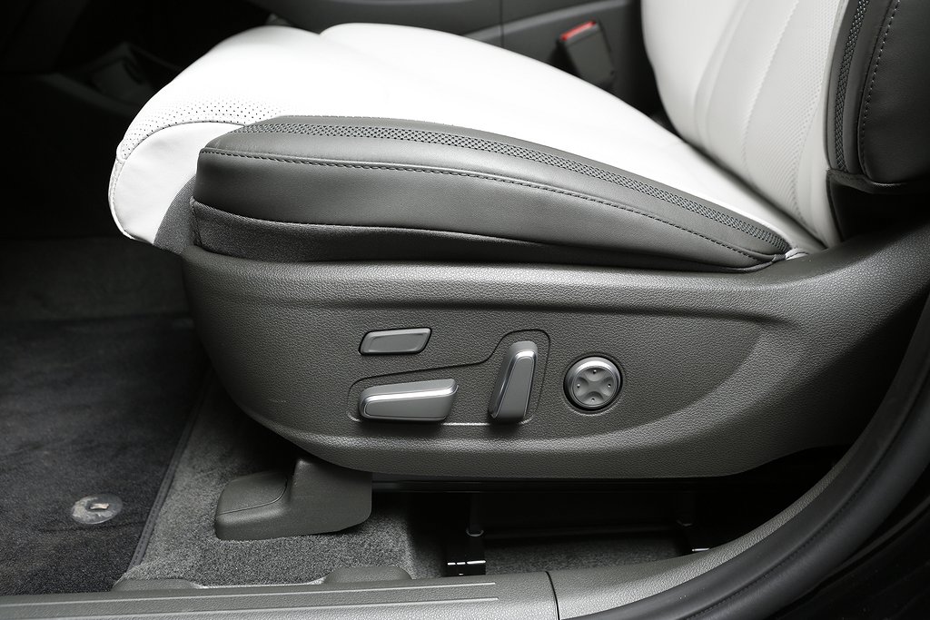 Hyundai Santa Fe Plug-in Hybrid 4WD Advanced Luxury Pack 2023