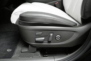 SUV Hyundai Santa Fe 17 av 26