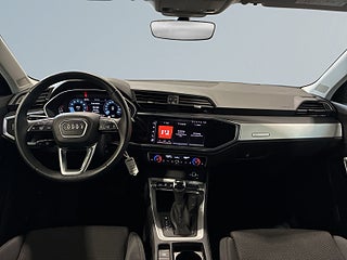 Audi Q3 35 TFSI S Tronic Proline Advanced Drag Psens S&V-däck – bild 8