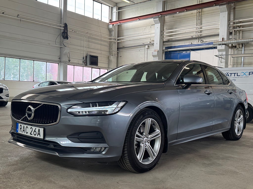 Volvo S90 T4 MOMENTUM SKINN VOC BLIS KAMERA CARPLAY 