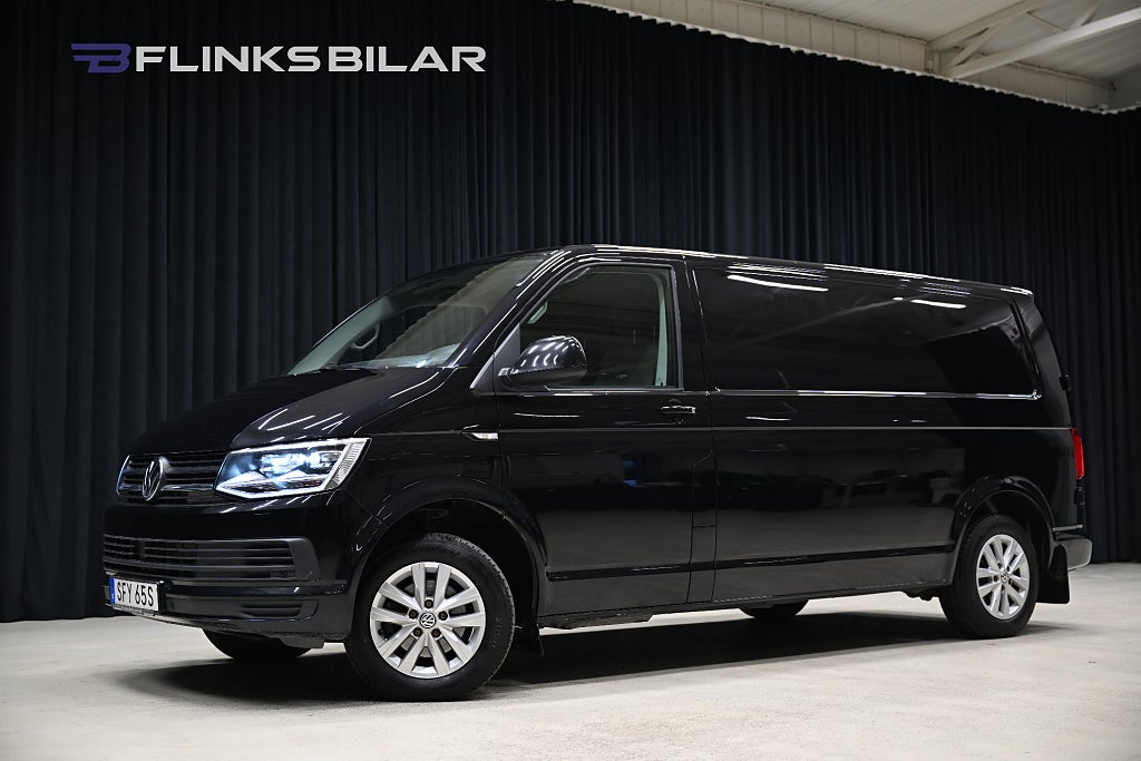 Volkswagen Transporter 2.0 TDI 150HK L2 Nedlackad|Drag|Värmare|GPS|Enägare
