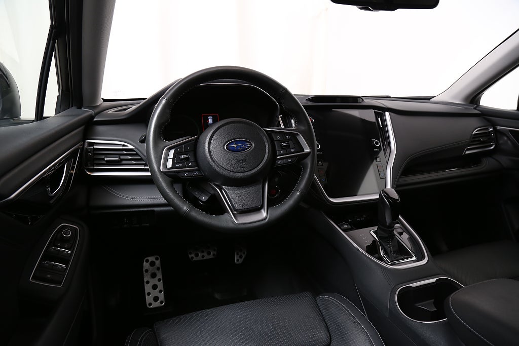 Subaru Outback 2,5i XFuel Touring AWD Skinn I Taklucka I H/K I Drag 2022