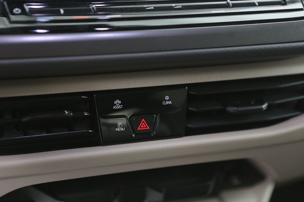 Volkswagen Multivan 2,0 TDI DSG 7-sits Värmare Leasbar 2025