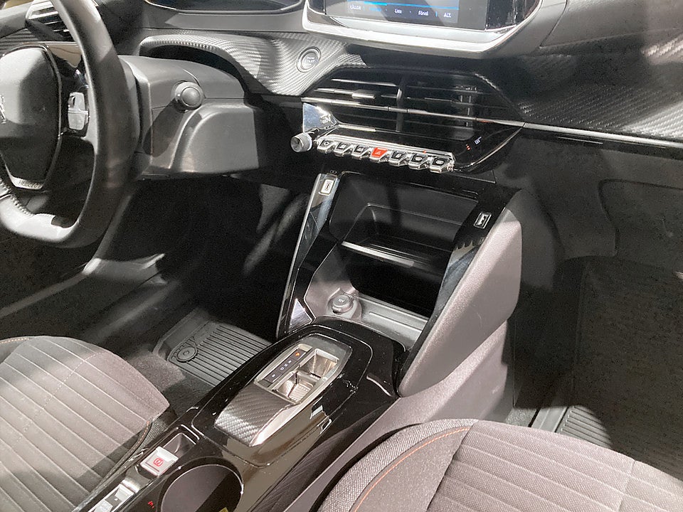 Bild på Peugeot E-208 Active 50kWh Aut BACKSENSOR CARPLAY 136hk